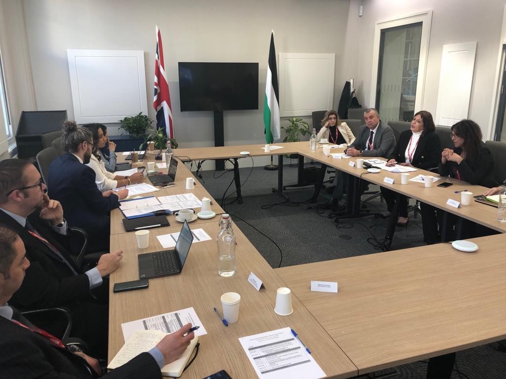تفاصيل اجتماع اللجنة الفلسطينية البريطانية المشتركة في لندن