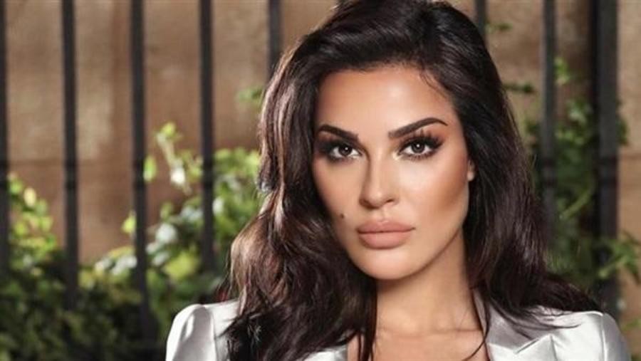 شاهد: الظهور الأول لنادين نسيب نجيم بعد إعلان خطوبتها