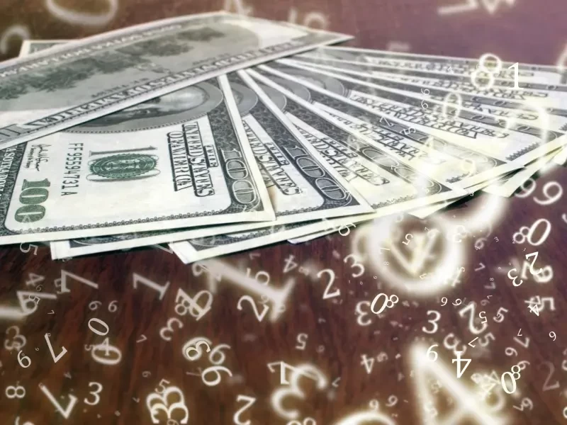 توقعات الأبراج الأكثر حظًا في المال عام 2023