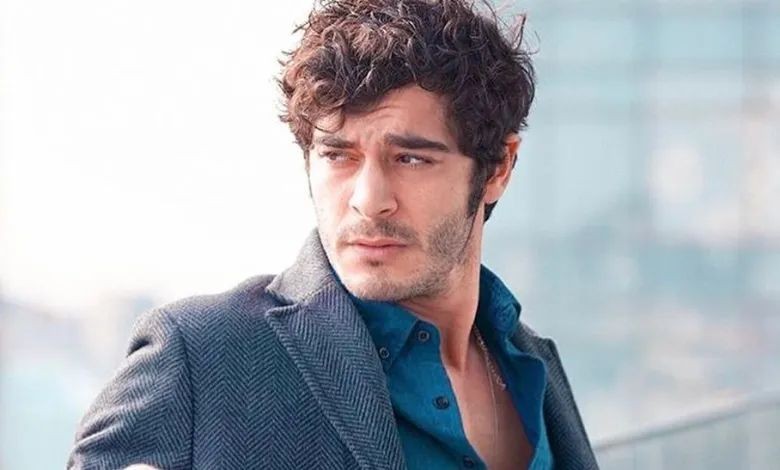 بوراك دينيز يواجه حكم قضائي بالسجن.. بسبب اعتدائه على نجمة تركية