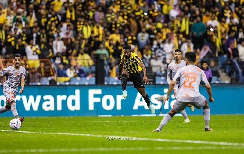 بالصور.. حمد الله يقود الاتحاد للفوز بكأس السوبر السعودي