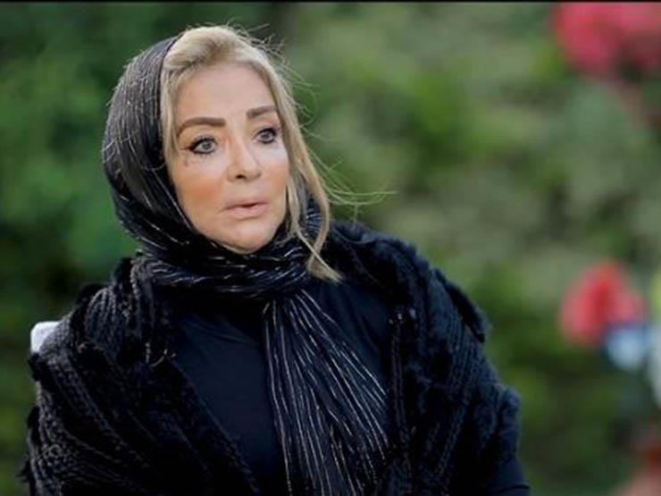 إصابة الفنانة شهيرة بعد سقوطها داخل منزلها