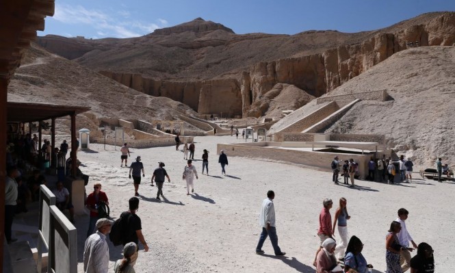 مصر تُعلن اكتشاف مقبرة فرعونية تعود إلى 3500 عام