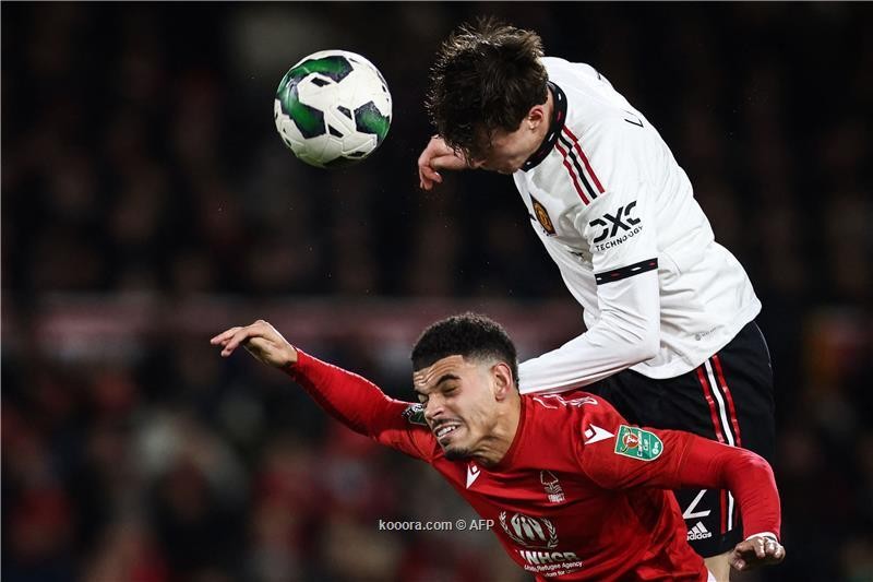 بالصور : اليونايتد يضع قدما في نهائي كأس الرابطة بثلاثية نوتنجهام