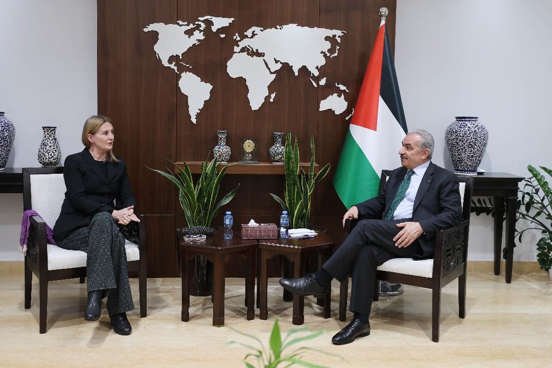 "إسرائيل تدمر مخرجات عملية السلام"