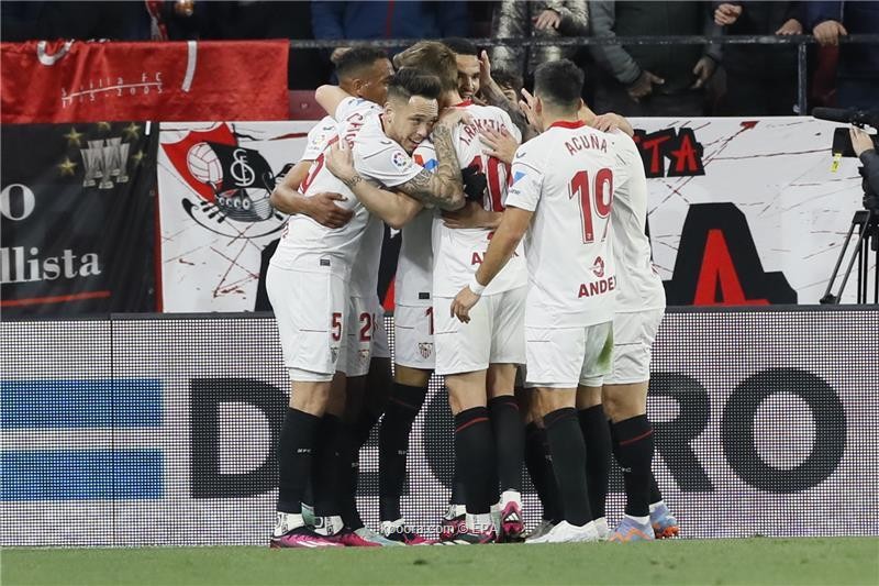 بالصور: النصيري يتوهج في فوز إشبيلية على إلتشي