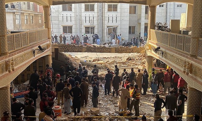 "حماس" تُعزّي بضحايا تفجير المسجد في باكستان