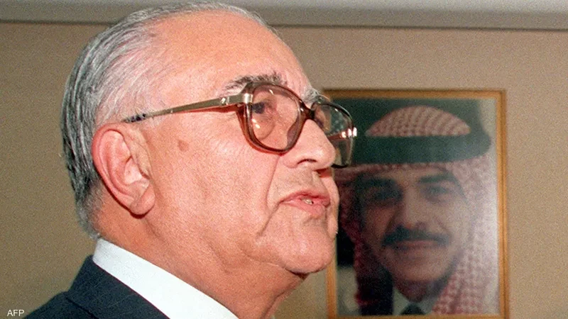 الرئيس عباس يُعزي العاهل الأردني بوفاة عبد السلام المجالي