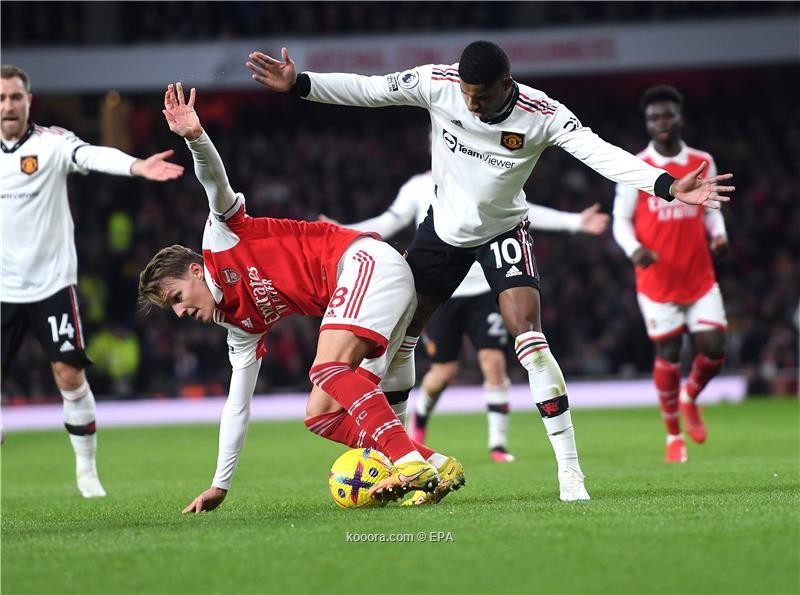 بالصور: آرسنال يحسم قمة يونايتد المثيرة ويؤمن صدارة البريميرليج