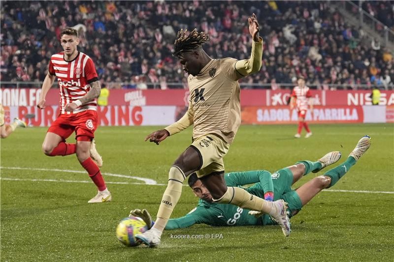 جيرونا يمزق شباك ألميريا بسداسية في الليجا