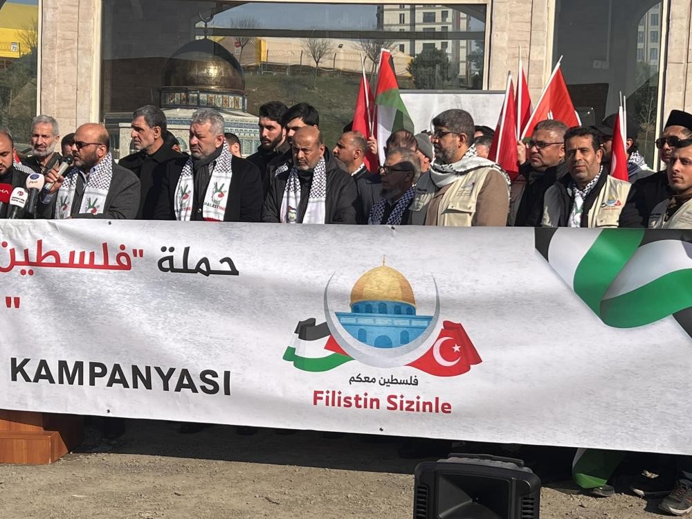فلسطينيون سوريون يُشاركون في تسيير قوافل إغاثية للمتضررين من الزلزال