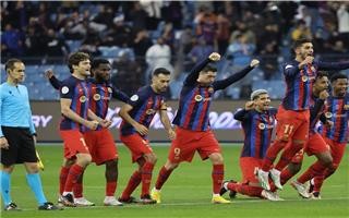 برشلونة يتوقع هدية من الفيفا بشأن صفقة ال 18 ثانية