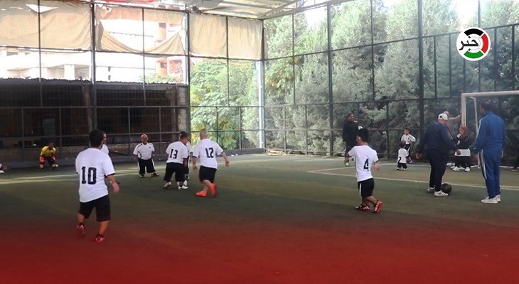 للانضمام للفريق الفلسطيني في لبنان