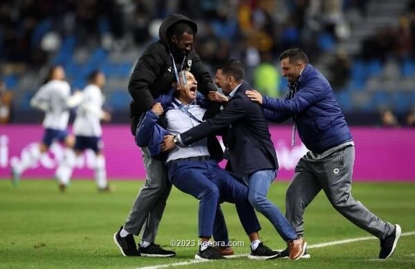 بالصور: فرحة هلالية هيستيرية.. وانتقادات من فلامنجو ضد الحكم