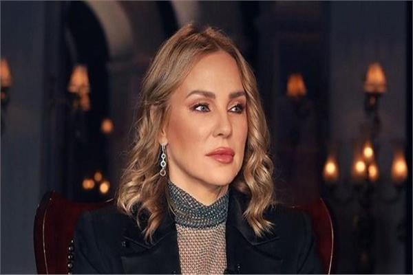 "مش عاوزة عزاء".. شيرين رضا تكشف وصيتها بعد موتها