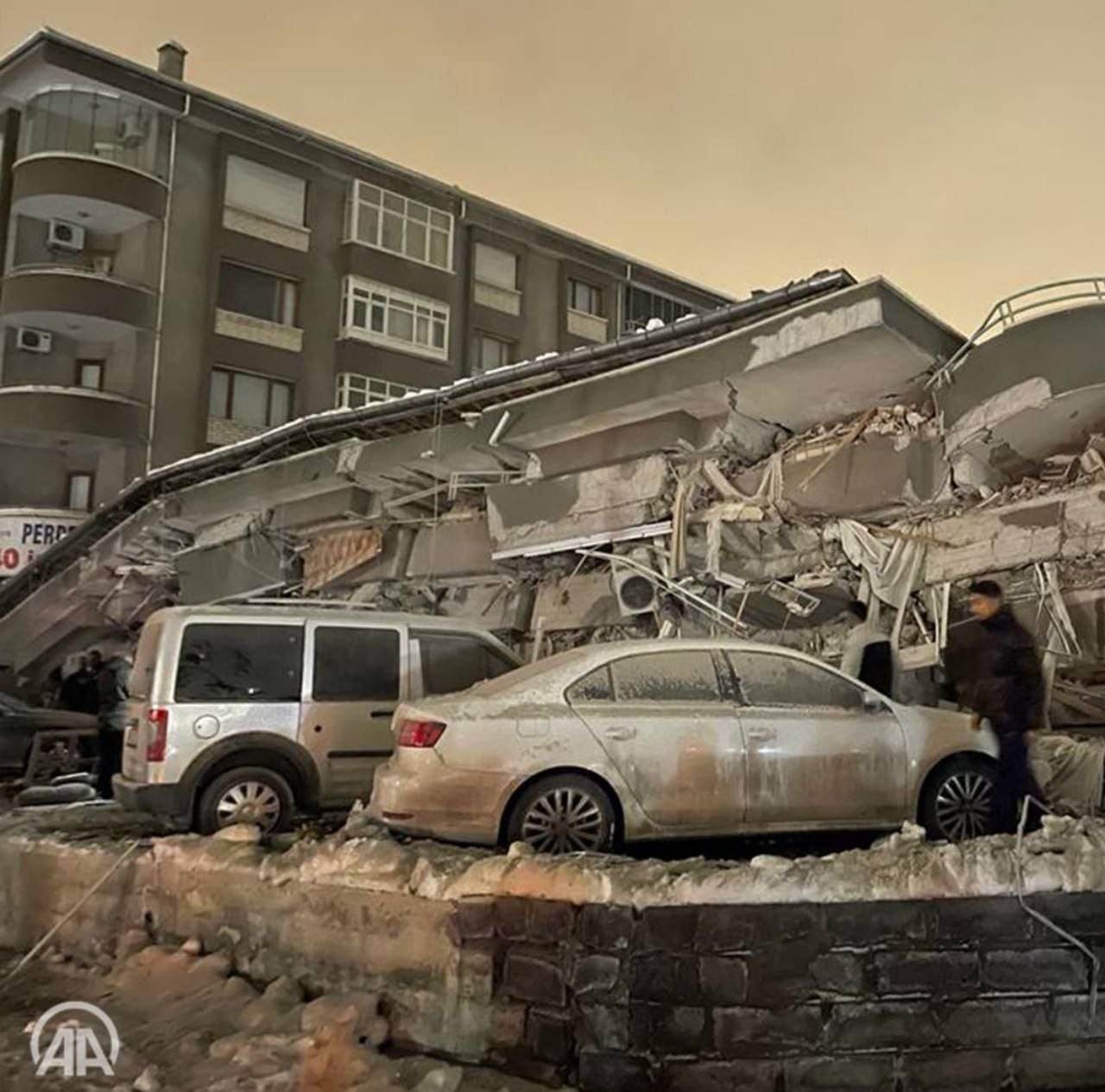 زلزال جديد بقوة 7.5 يضرب وسط تركيا