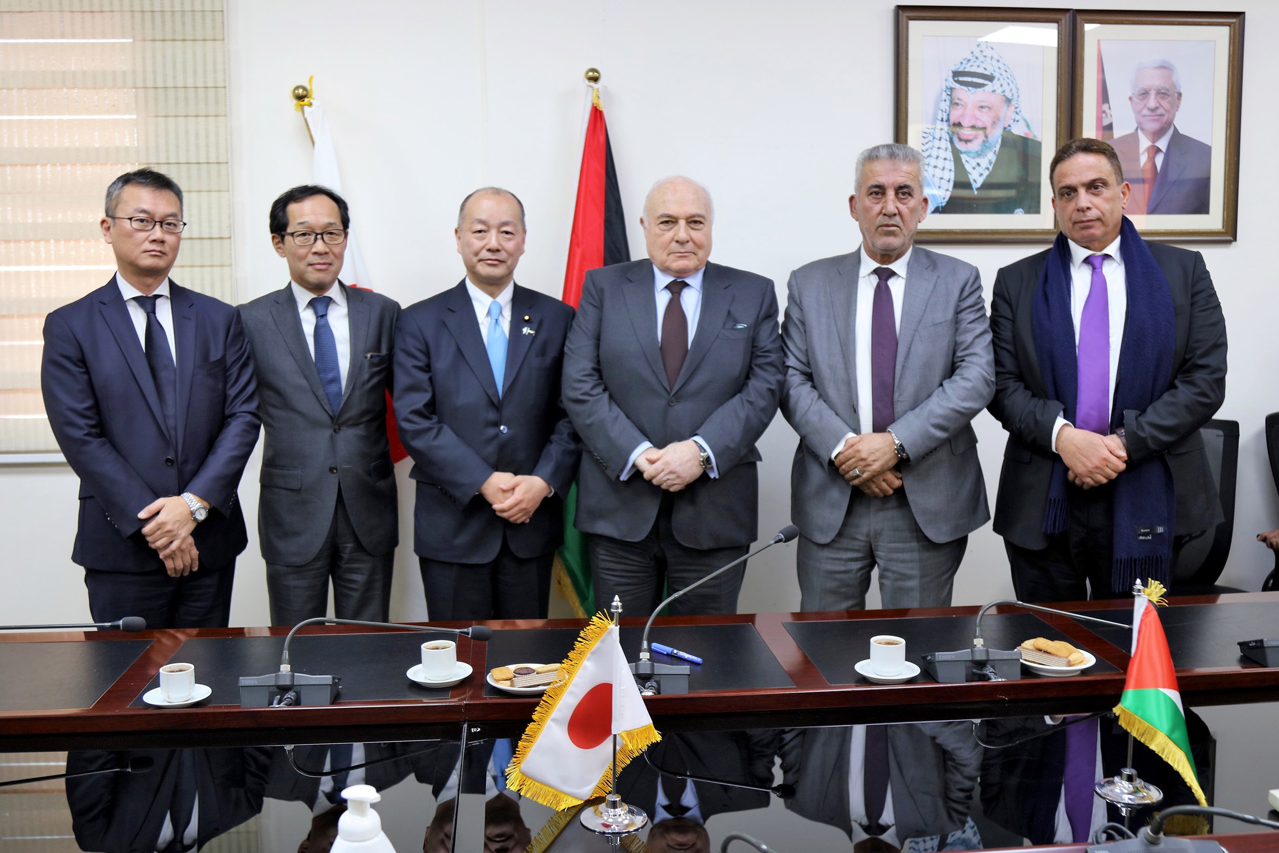 بشارة يوقع اتفاقية مع الحكومة اليابانية لدعم برنامج التطوير الاقتصادي والاجتماعي