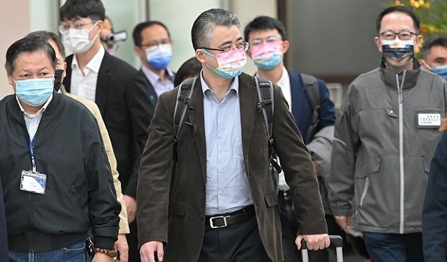 في زيارة وصفت بالمفاجئة