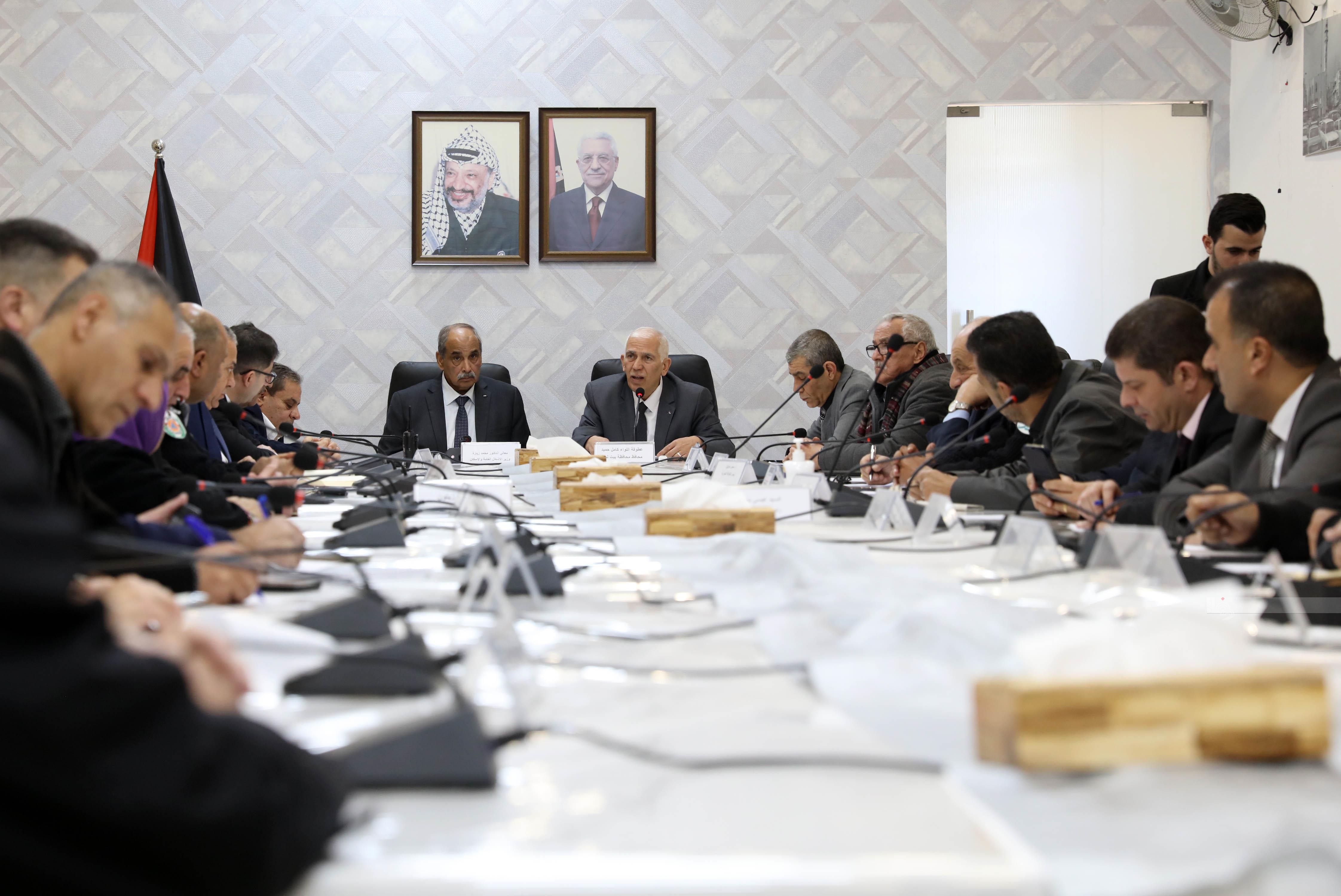 وزير الأشغال يعقد لقاءً مع فعاليات محافظة بيت لحم