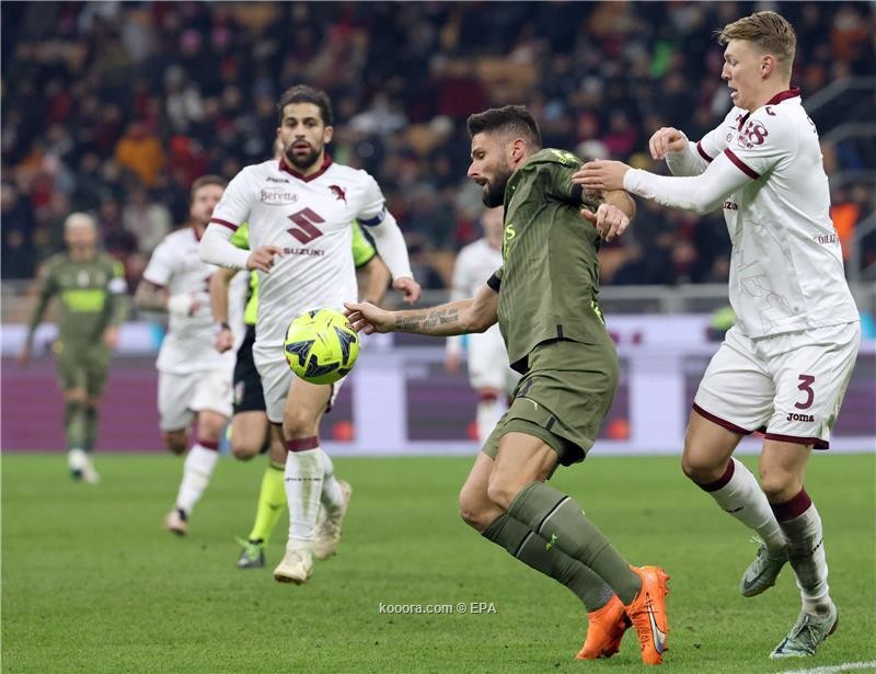 بالصور: رأسية جيرو تعيد ميلان لطريق الانتصارات