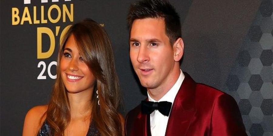 زوجة ميسي تحسم مستقبله خارج باريس