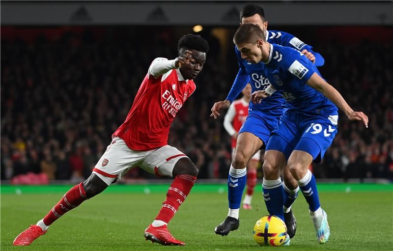 بالصور.. آرسنال يطير بصدارة البريميرليج على أنقاض إيفرتون