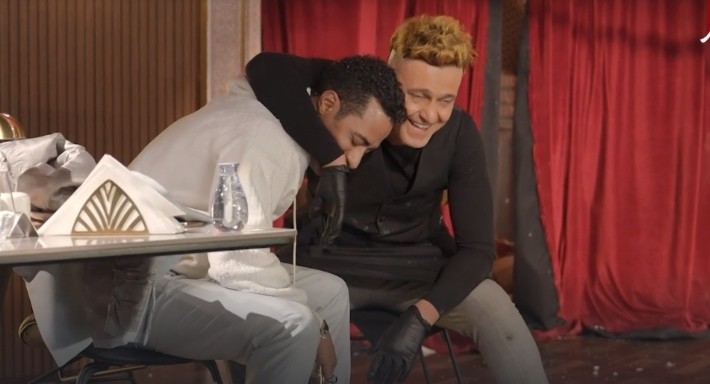 محمد رمضان يضرب رامز جلال بكرسي بعد اكتشاف مقلب "رامز نيفر إند"