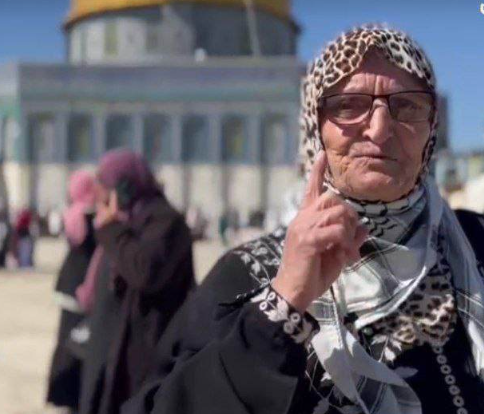 الإفراج عن المرابطة المقدسية خديجة خويص بشرط الإبعاد عن الأقصى حتى يوليو المقبل