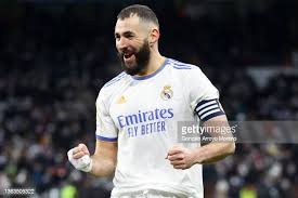 بنزيما يرد بسخرية على ديشامب: أنت كاذب