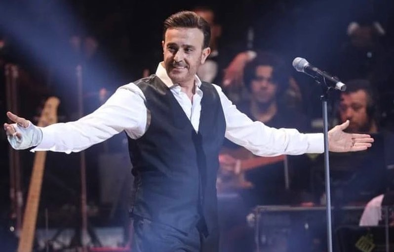 صابر الرباعي يحتفل بخطوبة ابنه اسلام بأجواء عائلية