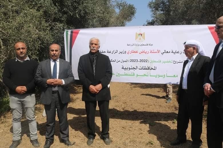 وزير الزراعة يُعلن إنطلاق برنامج تخضير فلسطين للعام 2023