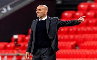 زيدان ضمن 5 مرشحين لقيادة أحد كبار البريميرليج