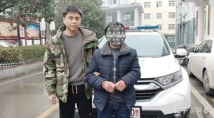 رجل صينى يختبئ 14 عاما داخل كهف لسرقته 23 دولارا