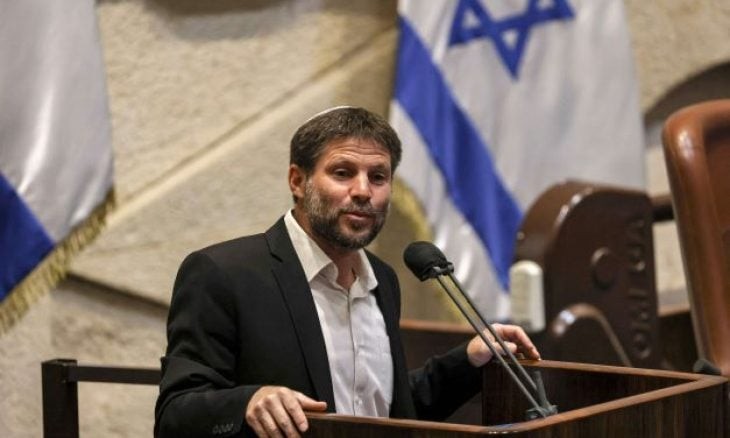 وزير المالية الإسرائيلي يُشكّك بوجود الفلسطينيين