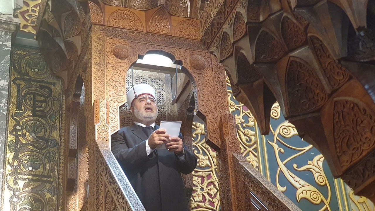 الاحتلال يبعد خطيب "الأقصى" محمد سرندح عن المسجد لأسبوع