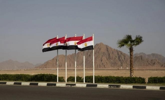 الخارجية المصرية تُجري اتصالات لاحتواء التصعيد في قطاع غزة