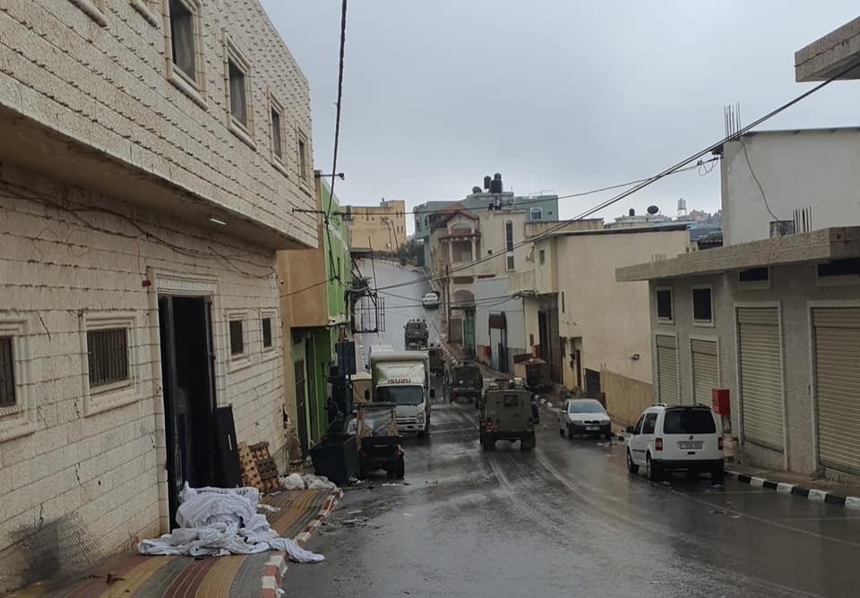 إصابات بالاختناق خلال اقتحام الاحتلال بلدة قراوة بني حسان غرب سلفيت