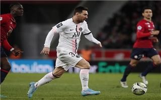 إصابة أم غضب.. تضارب وغموض حول غياب ميسي عن باريس