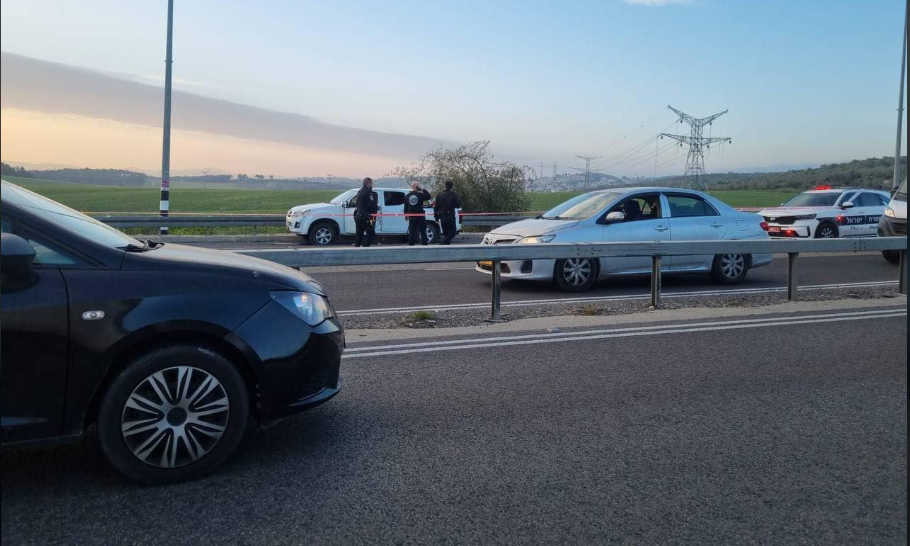 إصابة مستوطن بجروحٍ خطيرة إثر انفجار عبوة ناسفة على طريق مجدو بالداخل المحتل