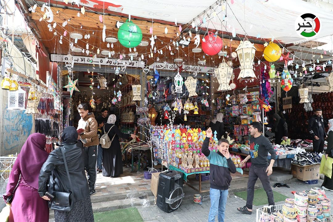 شاهد: "بأي حالٍ عُدت يا رمضان!".. استعدادات المواطنين في غزّة لاستقبال الشهر الكريم