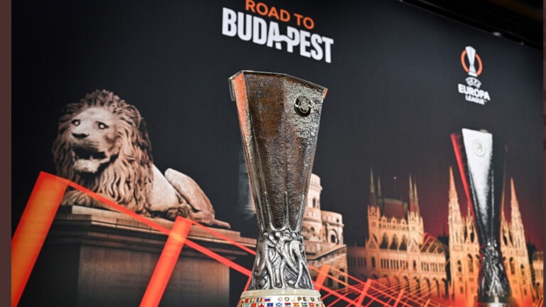 قرعة ربع نهائي الدوري الأوروبي.. اليونايتد بمواجهة إشبيلية