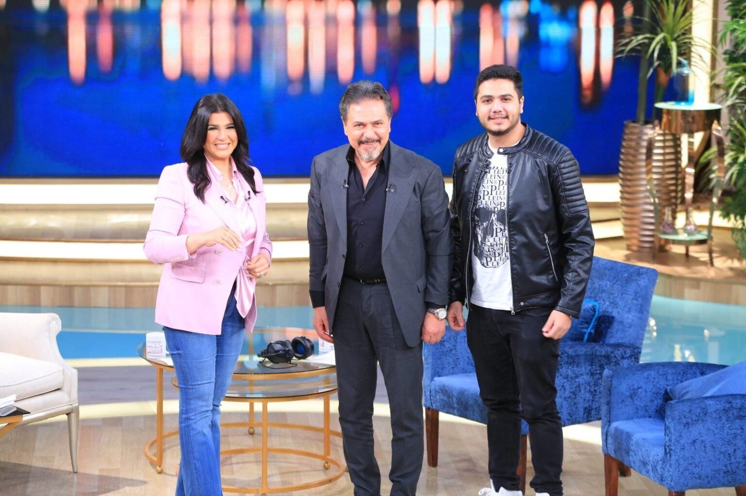 الجمعة.. محمد رياض ونجله عمر في ضيافة معكم منى الشاذلي