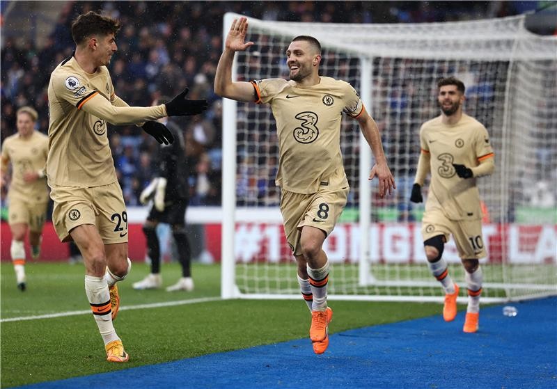 بالصور : تشيلسي يصطاد ثعالب ليستر بثلاثية في عقر دارهم