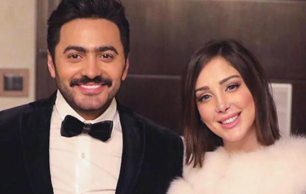 بسمة بوسيل تعلن انفصالها رسميًا عن تامر حسني