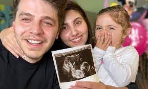 اليوتيوبر اصالة تفقد وعيها مباشرة على الهواء