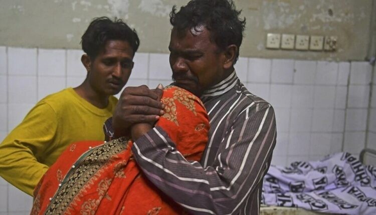 مقتل 11 شخصًا خلال تدافعٍ لاستلام مساعدات شهر رمضان في باكستان