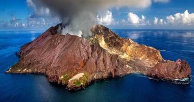 عالم زلازل يوناني يخضع للتحقيق بسبب كذبة أبريل