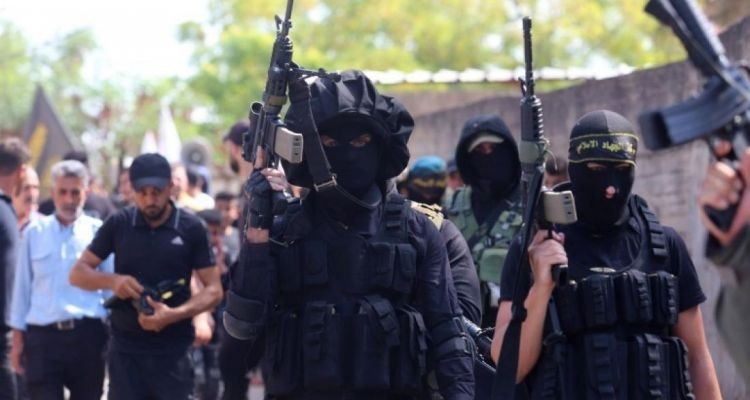 كتيبة "السمّوع" بالخليل تستهدف مركبة لجيش الاحتلال بوابلٍ من الرصاص