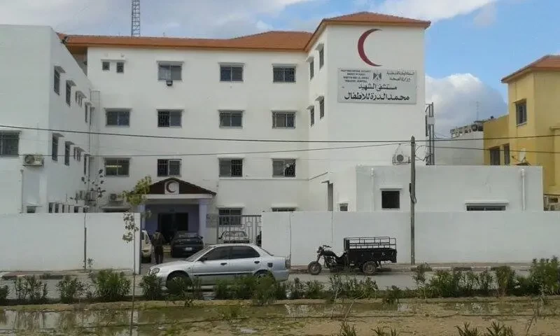 الصحة بغزّة تُدين إلحاق أضرار بمستشفى الدرة نتيجة القصف "الإسرائيلي"
