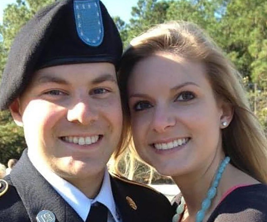 ثنائى أمريكى يرحبان بطفلتهما.. أول فتاة مولودة فى العائلة منذ 130عامًا